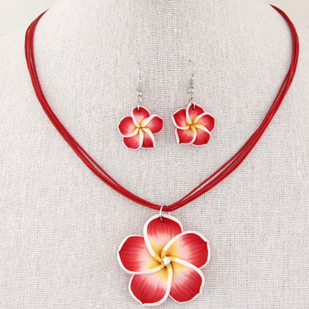Fashion jewelry sweet petals necklace and earrings